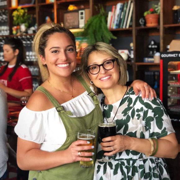 Meet your Posher, Deni - Picture 1 of 1